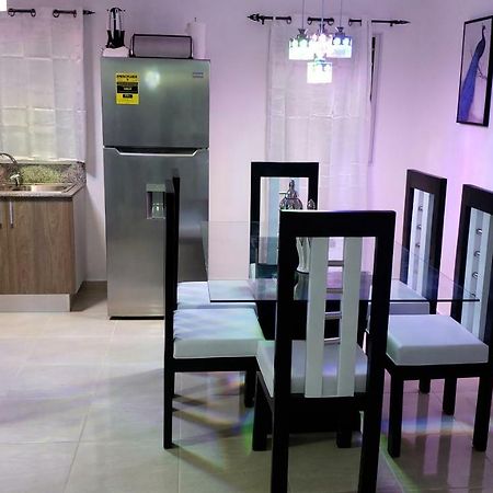 Premium Apartment ซานติอาโก เด ลอสกาบาเญโรส ภายนอก รูปภาพ