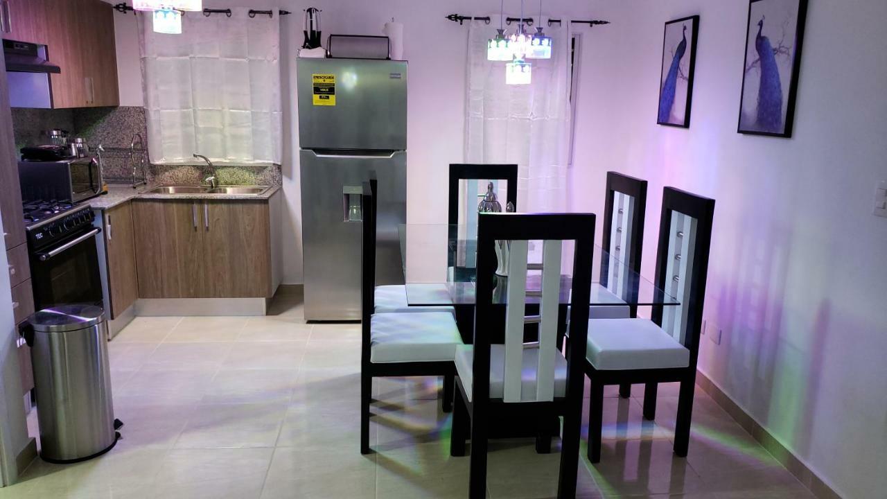 Premium Apartment ซานติอาโก เด ลอสกาบาเญโรส ภายนอก รูปภาพ