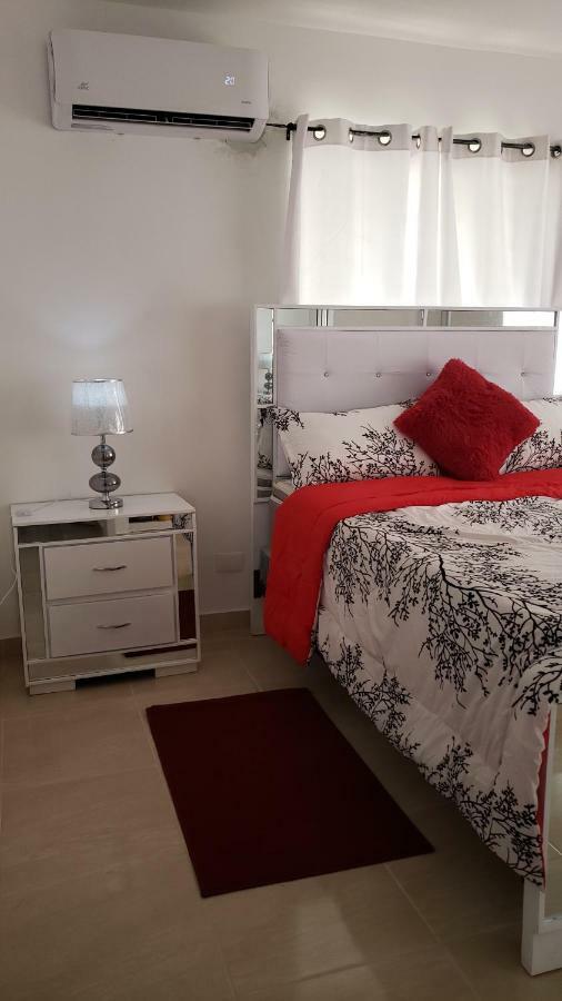 Premium Apartment ซานติอาโก เด ลอสกาบาเญโรส ภายนอก รูปภาพ