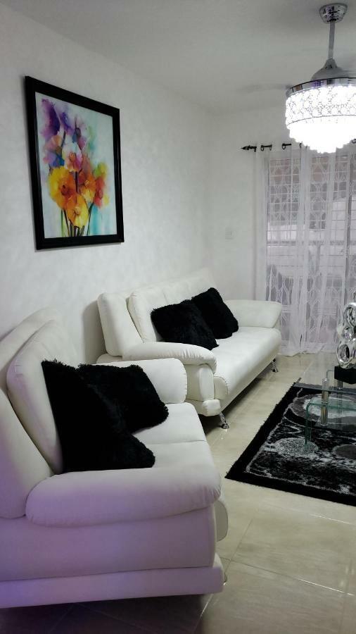 Premium Apartment ซานติอาโก เด ลอสกาบาเญโรส ภายนอก รูปภาพ