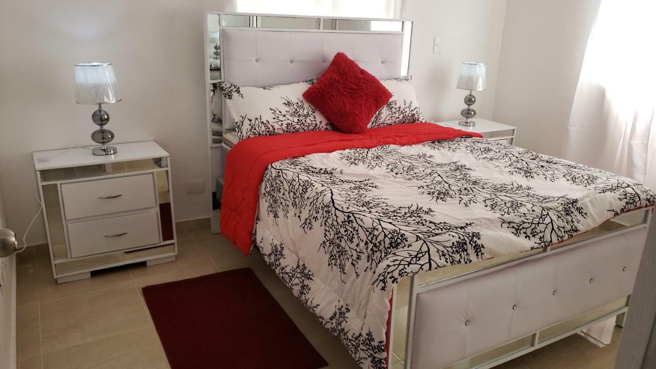 Premium Apartment ซานติอาโก เด ลอสกาบาเญโรส ภายนอก รูปภาพ