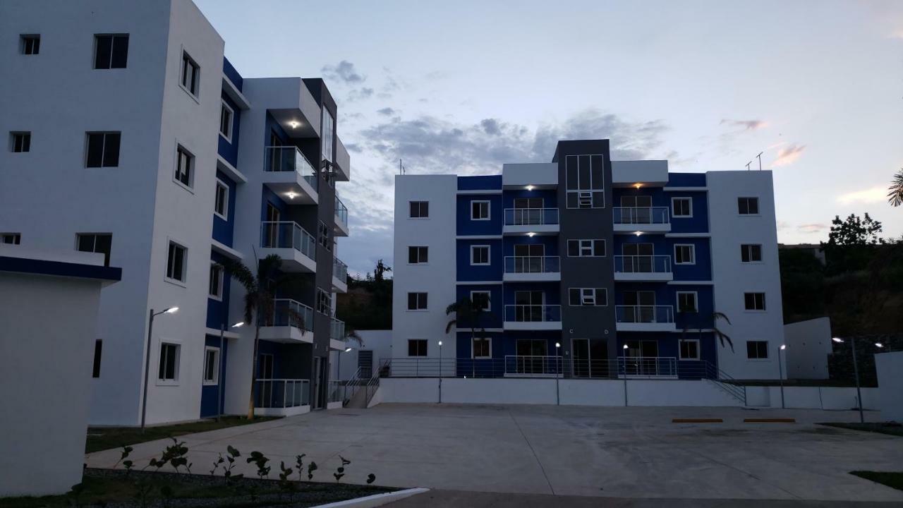 Premium Apartment ซานติอาโก เด ลอสกาบาเญโรส ภายนอก รูปภาพ
